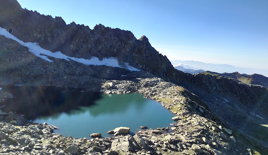 Dehnasar trek nearest location in baroat valley